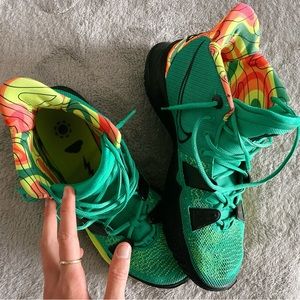 Nike basketball shoes men’s size 13